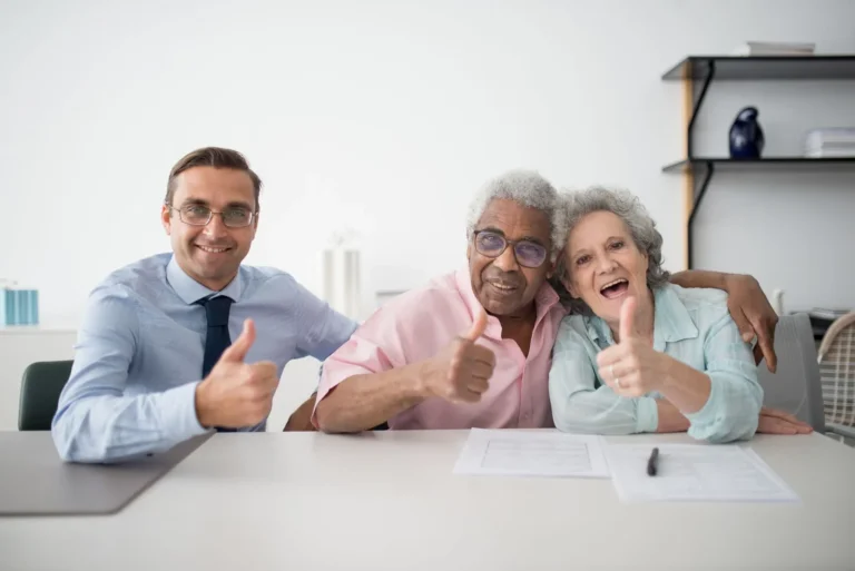 Travel Insurance for Seniors Over 70: Coverage, Costs, and Providers